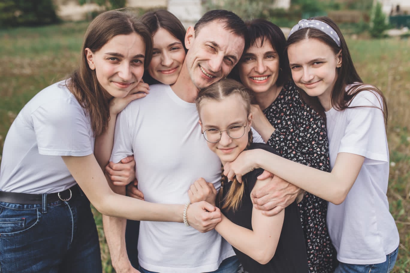 Семья Александра Леонидовича и Елены Сергеевны Кандауровых из города Курска награждена медалью ордена «Родительская слава».