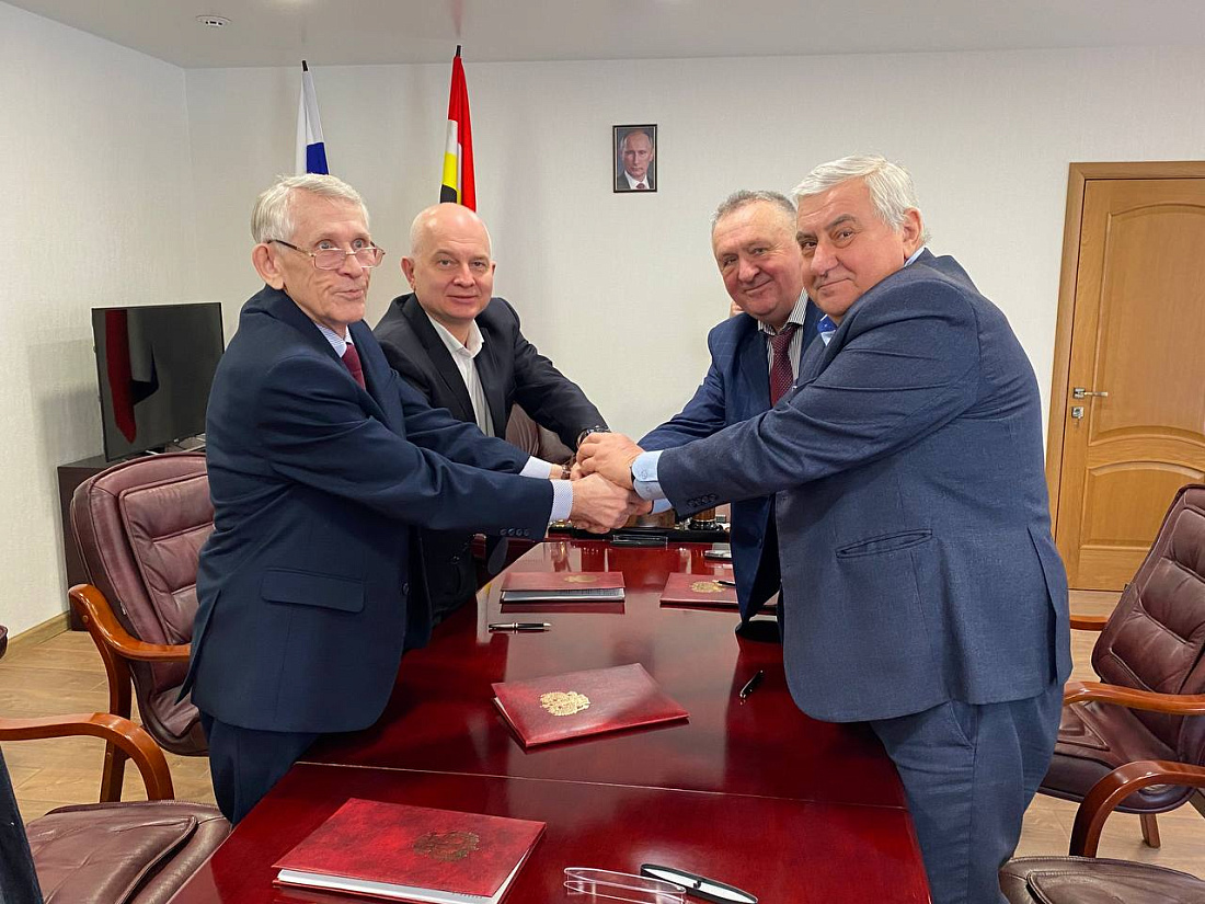 морозов губернатор ульяновской области. подписал ли губернатор. паслер подписал указ. морозов ульяновская область. подпись губернатор московской области андрей воробьев.